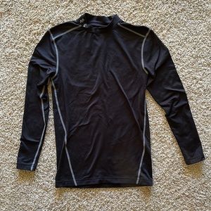 UnderAmour long sleeve